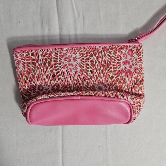 NWT VERA BRADLEY Mesh Sequin Wristlet "Camocat Pink" BLING - Picture 2 of 6